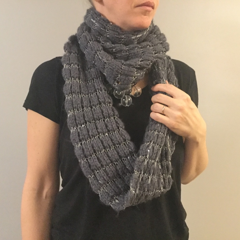 Infinity scarf